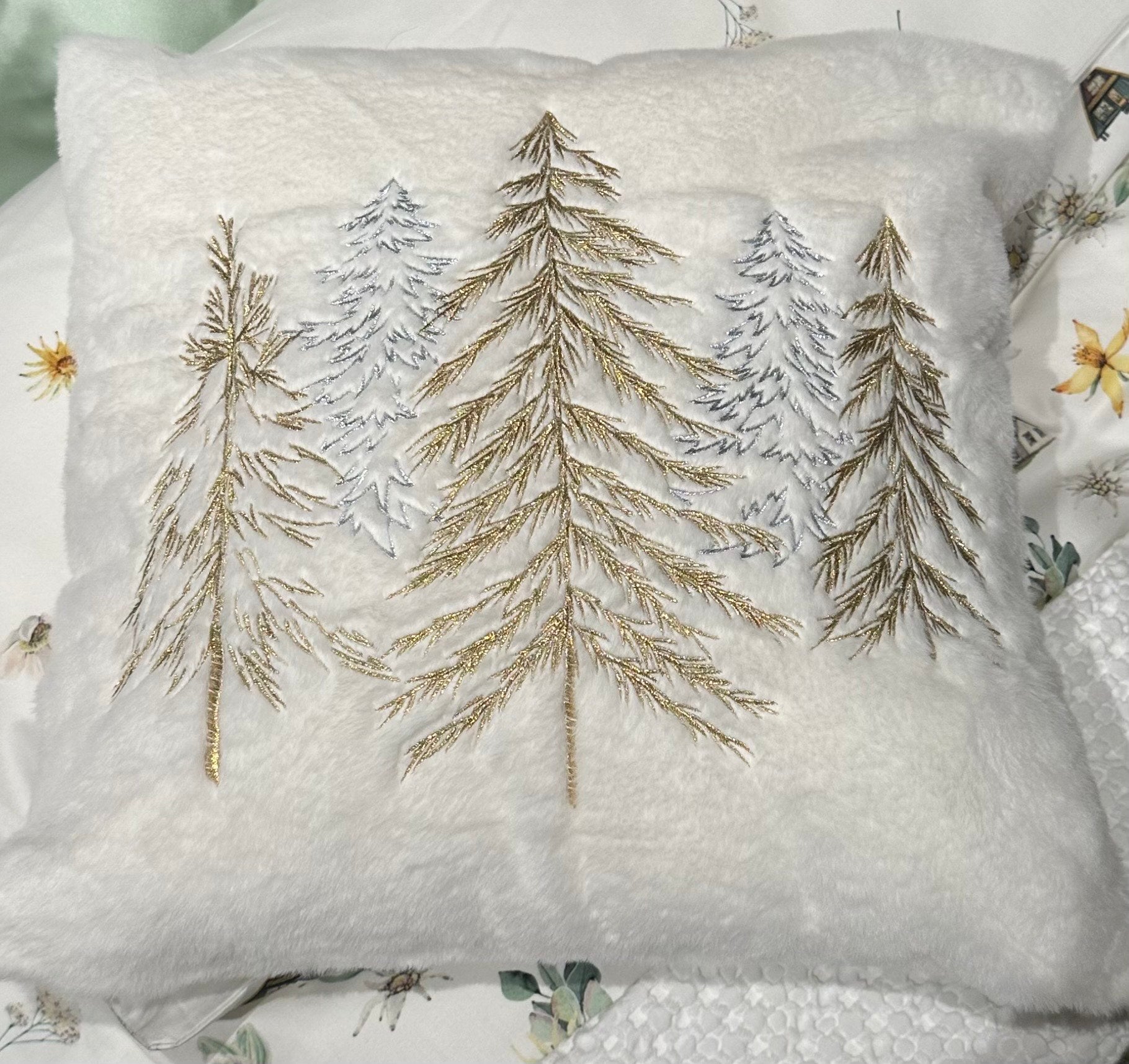 Zierkissen Bäume Winter mit Füllung – von der Thannen Luxury Bedding