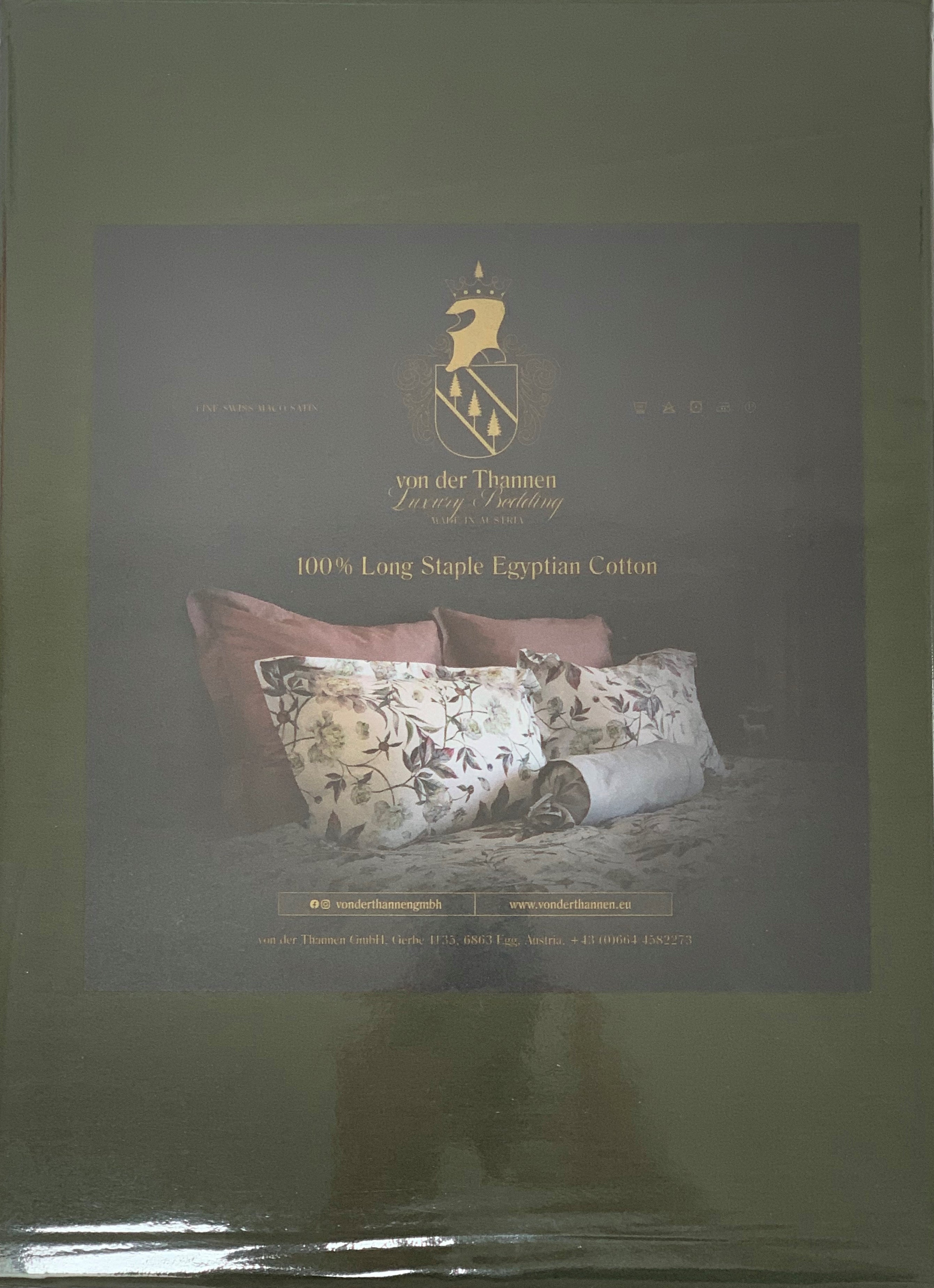 <transcy>Satin bed sheet 100% mercerized cotton satin 300 TC uni color</transcy>