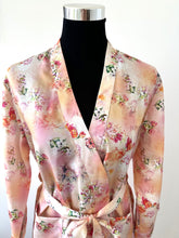 Lade das Bild in den Galerie-Viewer, Kimono Monet Peach, 100% Tencel Satin
