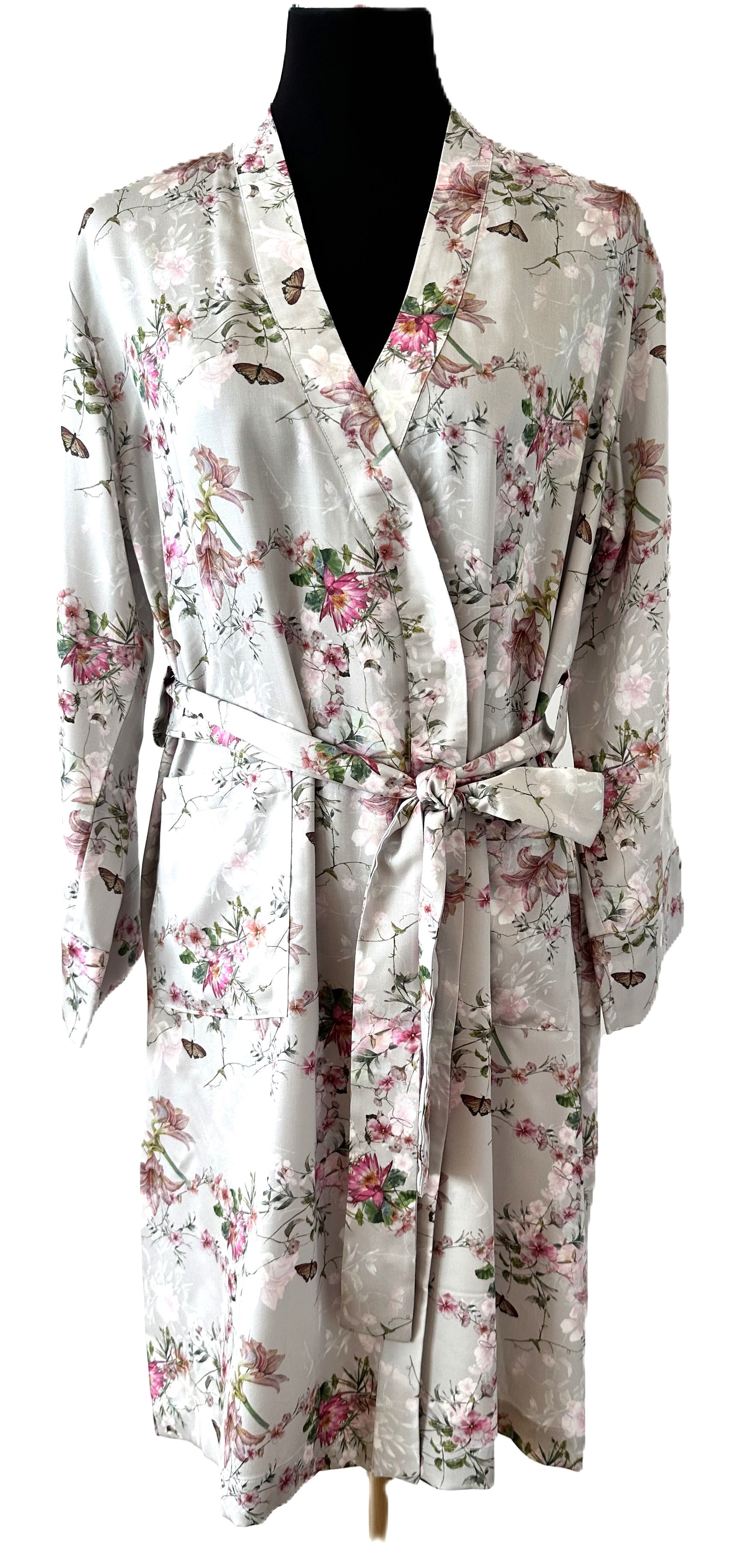 <transcy>Satin Kimono Crystal Peony 100% mercerized cotton satin 300 TC</transcy>