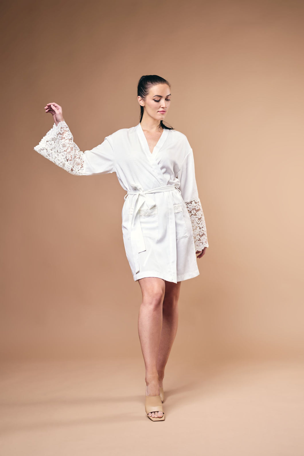 <transcy>Kimono Bella, Micro Tencel, 100% Lyocell</transcy>