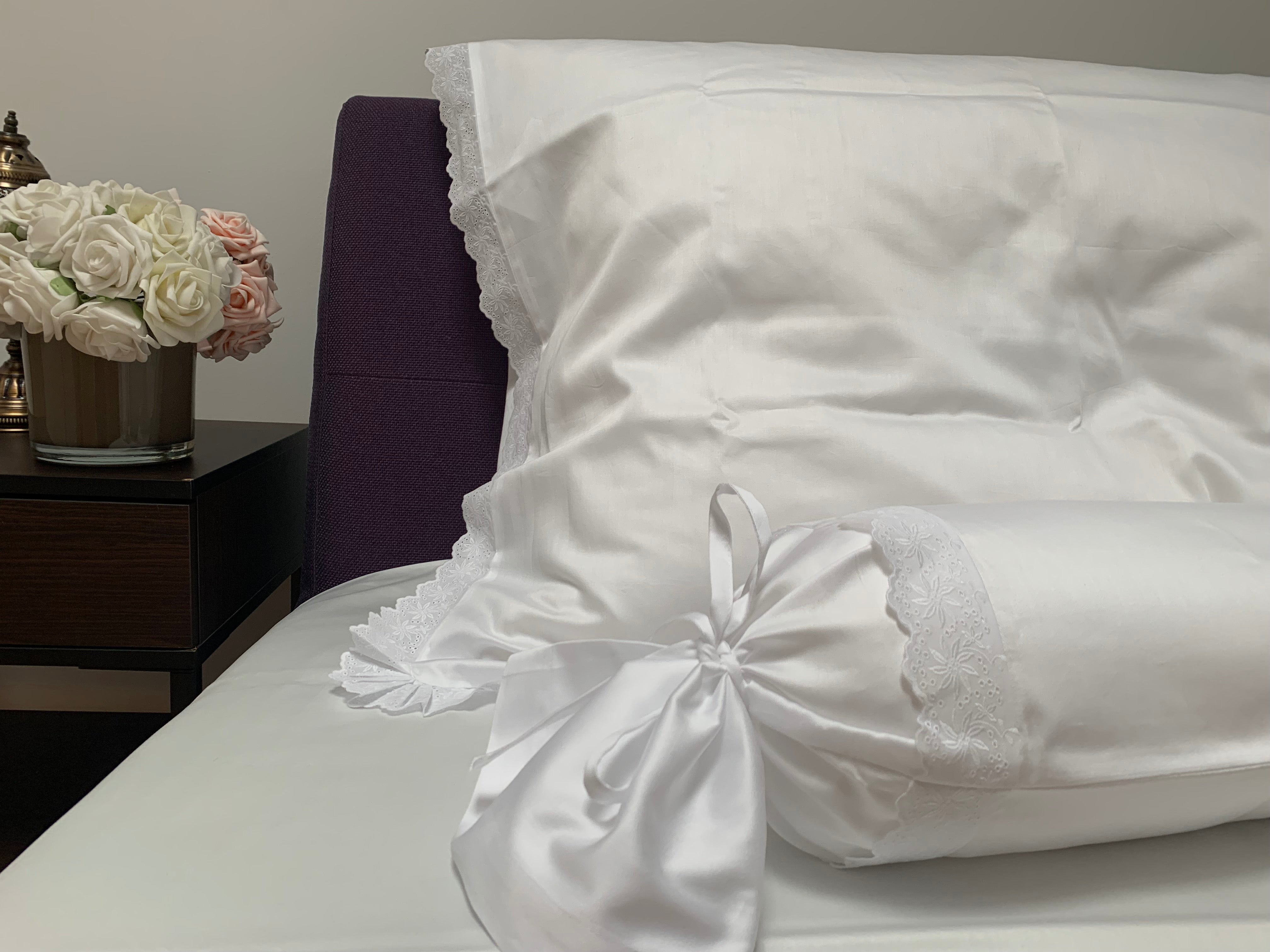 Bettwäsche Set Edelweiß Lace 100% mercerisierte Baumwolle Satin 300 TC bügelleicht