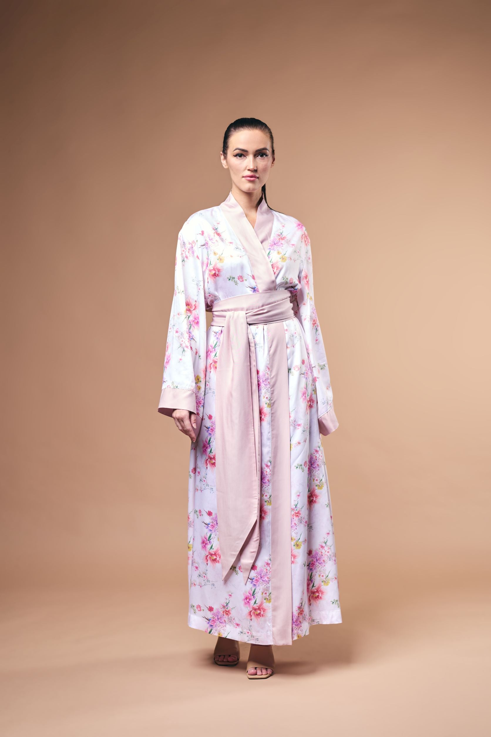 <transcy>Kimono Emilia, micromodal, 100% lyocell</transcy>
