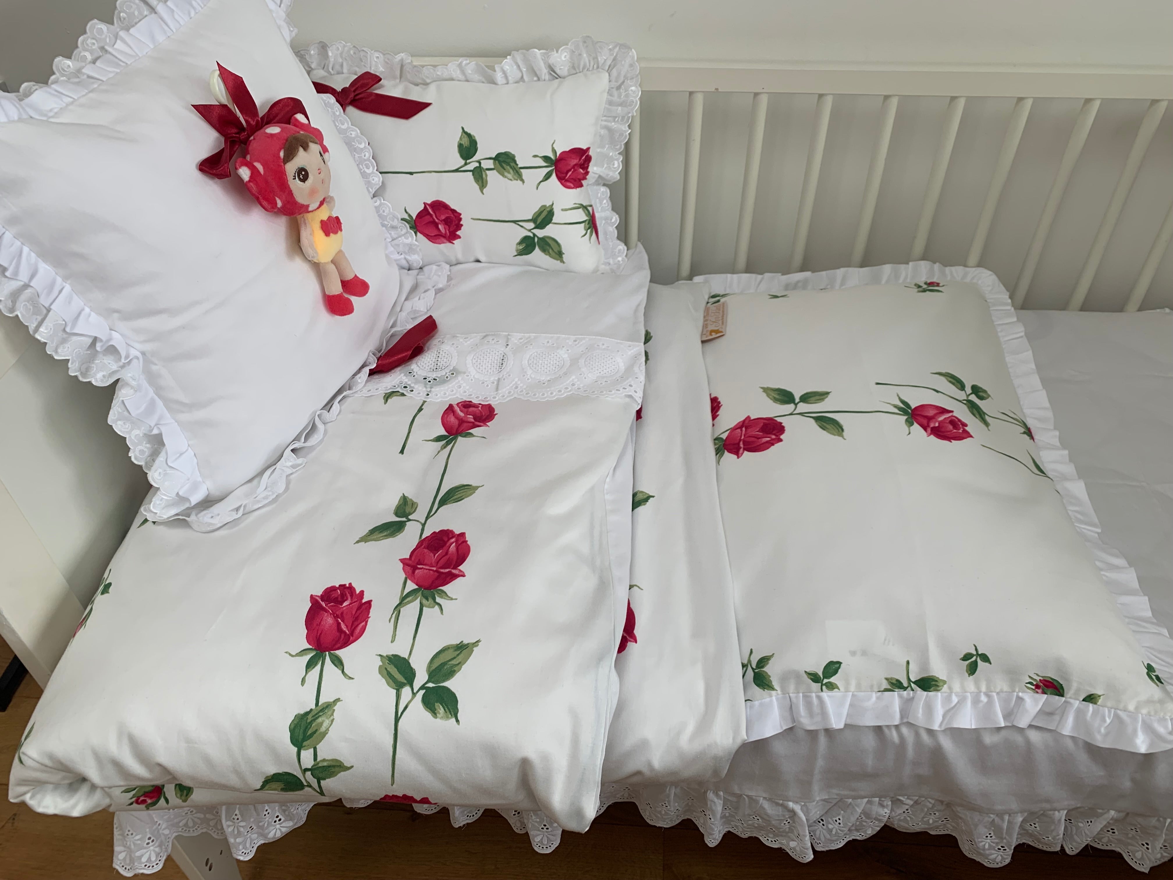 Cot set Sleeping Beauty 8 parts