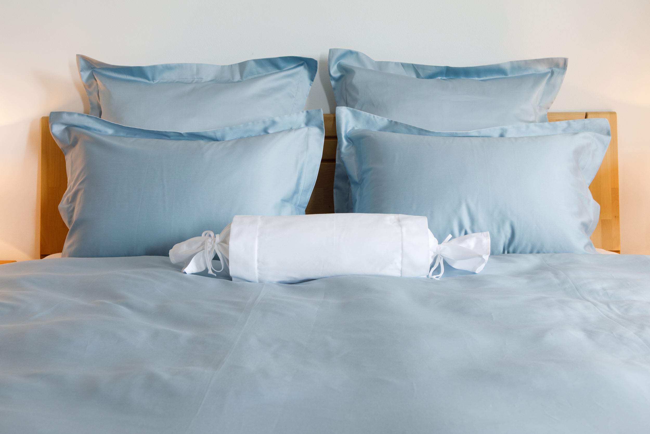 Bettwäsche Set Twist blue&white 100% mercerisierte Baumwolle Satin 300 TC bügelleicht