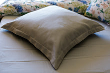 Load image into Gallery viewer, Satin pillowcase set uni color 100% mercerized cotton satin 300 TC easy iron
